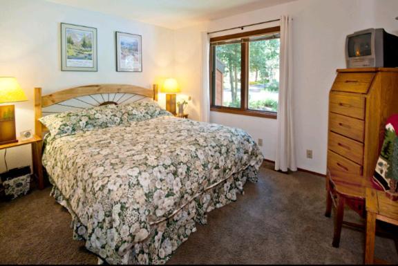 Meadow Ridge Condos By Mammoth Slopes Lodging Mammoth Lakes Ruang foto