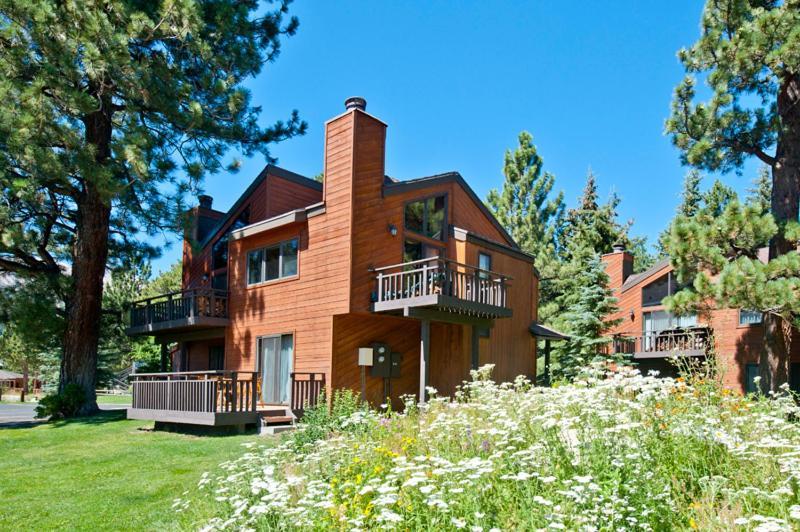 Meadow Ridge Condos By Mammoth Slopes Lodging Mammoth Lakes Ruang foto